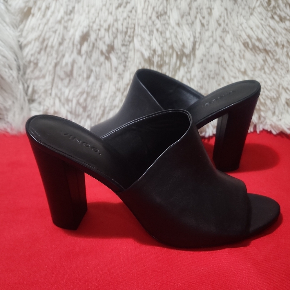 Vince Hanna Women's Black Heeled Sandals